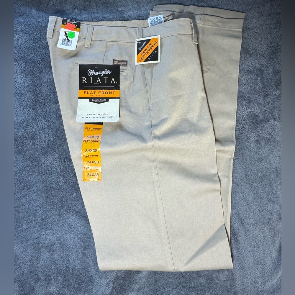 Wrangler Men's Khaki Flat Front Chinos